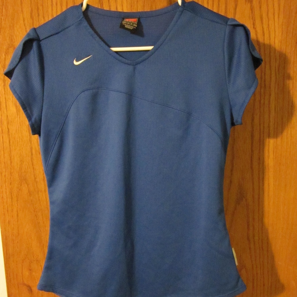 💥BUY 1 GET 1 FREE💥Nike Youth Tee Shirt💥